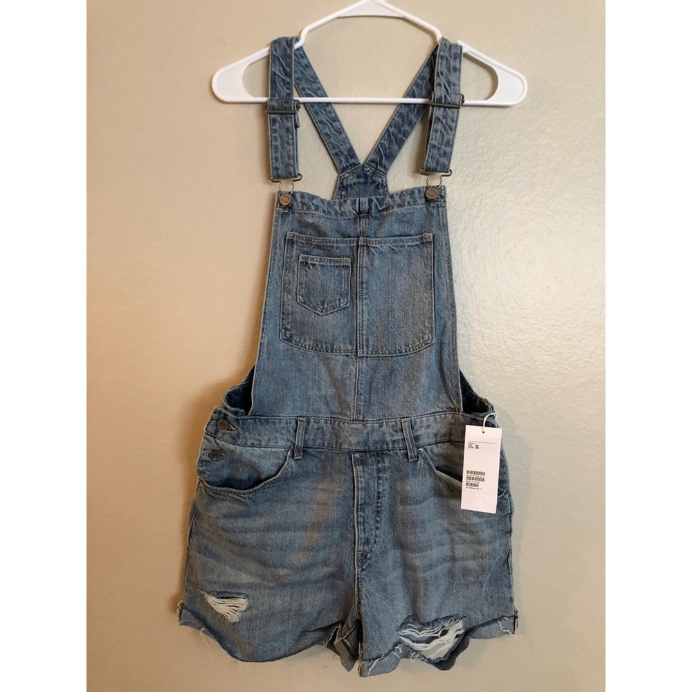 SOLD//H&M bib short overalls